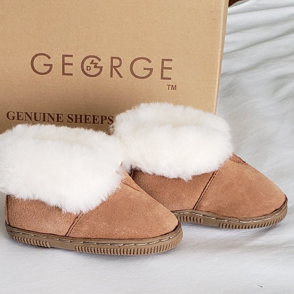 Little kids sheepskin booties, shoes, slippers.